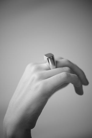 COVA RING (24k) - MUTTER METAL WORKS